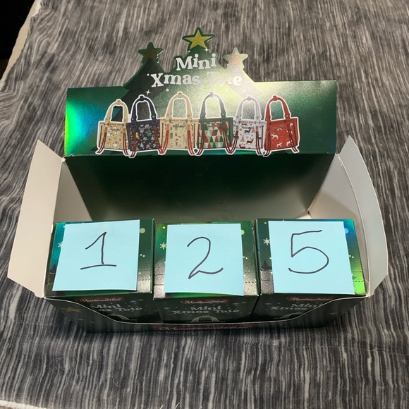 Montana West Mystery Xmas Tote #5 - Picture 2 of 6